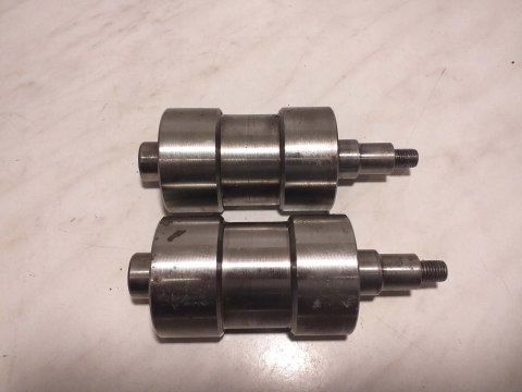 WAŁEK BALANSUJĄCY BALANSER SUZUKI DR 650 WAŁEK BALANSUJĄCY BALANSER SUZUKI DR 650