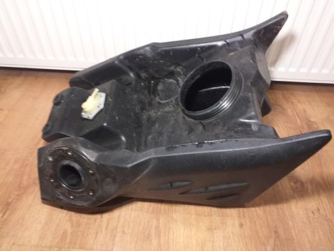 ZBIORNIK PALIWA BAK BMW F650 CS ZBIORNIK PALIWA BAK BMW F650 CS