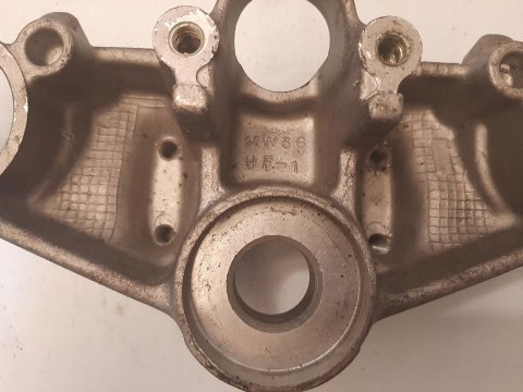 PÓŁKA GÓRNA ZAWIESZENIA HONDA CB 750 SEVEN FIFTY PÓŁKA GÓRNA ZAWIESZENIA HONDA CB 750 SEVEN FIFTY