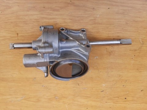 POMPA OLEJU OLEJOWA SMOK HONDA GOLDWING 1500 POMPA OLEJU OLEJOWA SMOK HONDA GOLDWING 1500