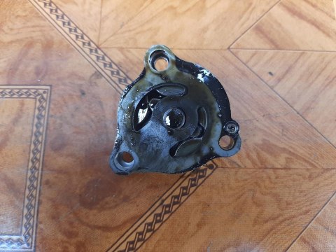 POMPA OLEJU TGB 425 BLADE POMPA OLEJU TGB 425 BLADE