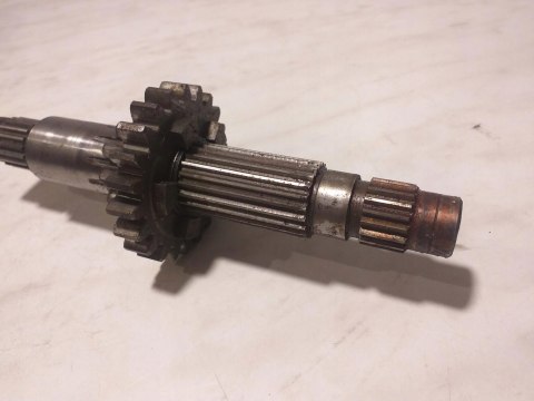 WAŁEK SKRZYNIA BIEGÓW APRILIA 125 ROTAX WAŁEK SKRZYNIA BIEGÓW APRILIA 125 ROTAX