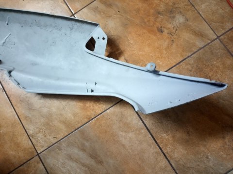 BOCZEK OWIEWKA BOCZNA DOLNA PIAGGIO NRG BOCZEK OWIEWKA BOCZNA DOLNA PIAGGIO NRG