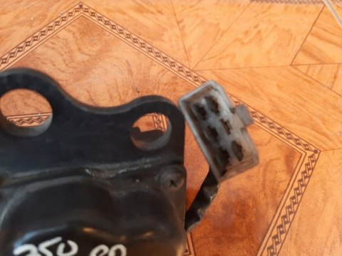 EXUP SILNICZEK ZAWORU YAMAHA RD 350 LC EXUP SILNICZEK ZAWORU YAMAHA RD 350 LC