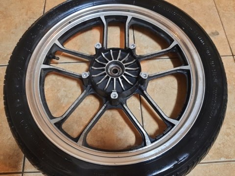 FELGA PRZÓD KOŁO HONDA MAGNA VF 500 V30 FELGA PRZÓD KOŁO HONDA MAGNA VF 500 V30