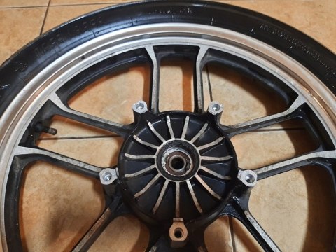 FELGA PRZÓD KOŁO HONDA MAGNA VF 500 V30 FELGA PRZÓD KOŁO HONDA MAGNA VF 500 V30