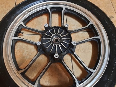 FELGA PRZÓD KOŁO HONDA MAGNA VF 500 V30 FELGA PRZÓD KOŁO HONDA MAGNA VF 500 V30