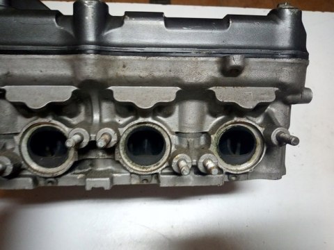 GŁOWICA WAŁKI KOMPLETNA HONDA CBR 900 RR GŁOWICA WAŁKI KOMPLETNA HONDA CBR 900 RR