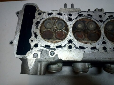 GŁOWICA WAŁKI KOMPLETNA HONDA CBR 900 RR GŁOWICA WAŁKI KOMPLETNA HONDA CBR 900 RR