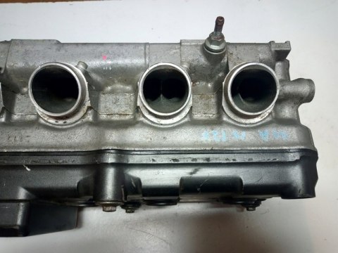 GŁOWICA WAŁKI KOMPLETNA HONDA CBR 900 RR GŁOWICA WAŁKI KOMPLETNA HONDA CBR 900 RR