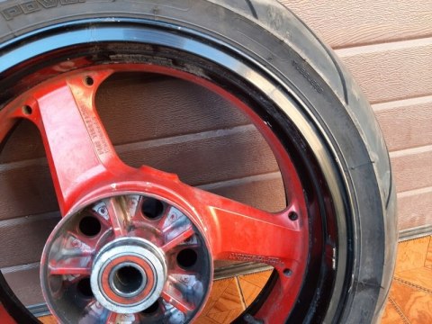 KOŁO FELGA TYŁ KAWASAKI ZX12R 2000R. KOŁO FELGA TYŁ KAWASAKI ZX12R 2000R.