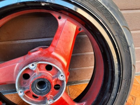 KOŁO FELGA TYŁ KAWASAKI ZX12R 2000R. KOŁO FELGA TYŁ KAWASAKI ZX12R 2000R.