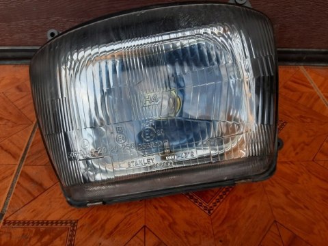LAMPA REFLEKTOR KAWASAKI GTR 1000 LAMPA REFLEKTOR KAWASAKI GTR 1000