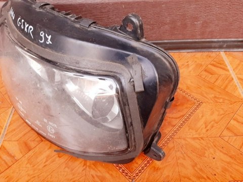 LAMPA REFLEKTOR SUZUKI GSX R 750 W LAMPA REFLEKTOR SUZUKI GSX R 750 W