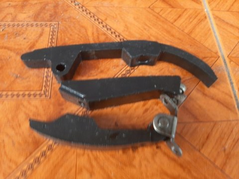 ŁAŃCUCH ŚLIZGI ROZRZĄDU ŁAŃCUCHA KAWASAKI GPX 600 ŁAŃCUCH ŚLIZGI ROZRZĄDU ŁAŃCUCHA KAWASAKI GPX 600