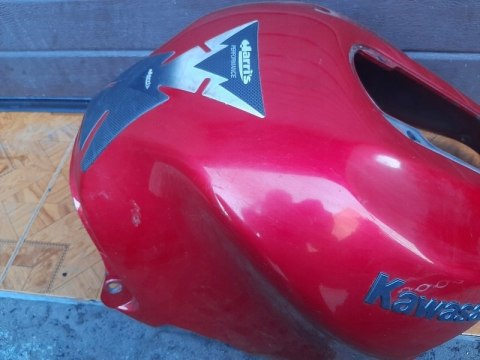 NAKŁADKA NA BAK ZBIORNIK KAWASAKI ZX12R 2000R. NAKŁADKA NA BAK ZBIORNIK KAWASAKI ZX12R 2000R.