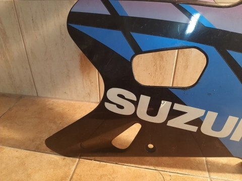 OWIEWKA BOCZNA BOCZEK OSŁONA SUZUKI GSX R 750 W OWIEWKA BOCZNA BOCZEK OSŁONA SUZUKI GSX R 750 W