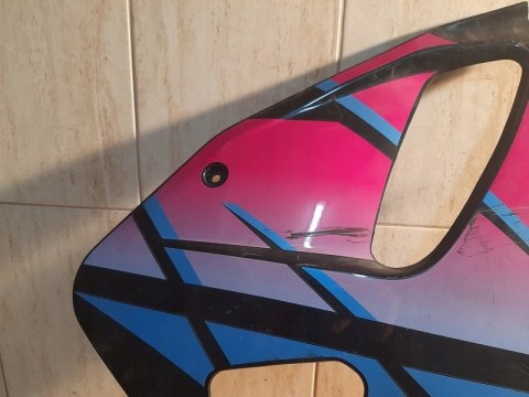 OWIEWKA BOCZNA BOCZEK OSŁONA SUZUKI GSX R 750 W OWIEWKA BOCZNA BOCZEK OSŁONA SUZUKI GSX R 750 W