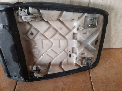 SIEDZENIE FOTEL PASAŻERA KAWASAKI ZXR 750 H SIEDZENIE FOTEL PASAŻERA KAWASAKI ZXR 750 H