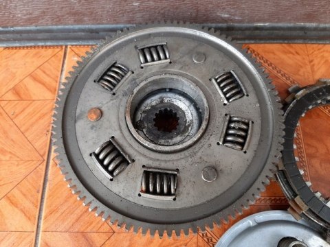 SPRZĘGŁO KOSZ SPRZĘGŁOWY KAWASAKI ZXR 750 H SPRZĘGŁO KOSZ SPRZĘGŁOWY KAWASAKI ZXR 750 H