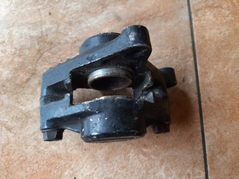 ZACISK HAMULCOWY YAMAHA RD 350 LC ZACISK HAMULCOWY YAMAHA RD 350 LC