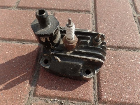 POKRYWA GŁOWICY HONDA NS 1 POKRYWA GŁOWICY HONDA NS 1