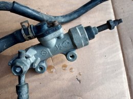 POMPA HAMULCOWA SUZUKI GSX R 750 K1