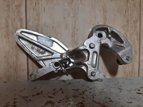SET PODNÓŻEK YAMAHA YZF 750 SET PODNÓŻEK YAMAHA YZF 750