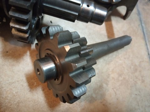 SKRZYNIA BIEGÓW KAWASAKI KFX 700 SKRZYNIA BIEGÓW KAWASAKI KFX 700