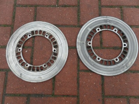 TARCZA HAMULCOWA PRZÓD 2 SZT YAMAHA XZ 550 V2