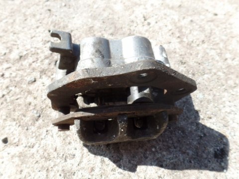 ZACISK KAWASAKI KAWASAKI ZEPHYR 750 ZACISK KAWASAKI KAWASAKI ZEPHYR 750