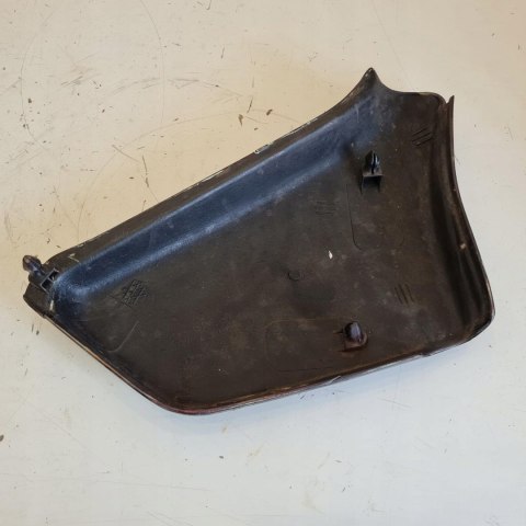 HONDA VF 700 MAGNA RC21E BOK BOCZEK OWIEWKA LEWY