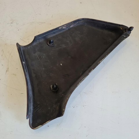 HONDA VF 700 MAGNA RC21E BOK BOCZEK OWIEWKA LEWY