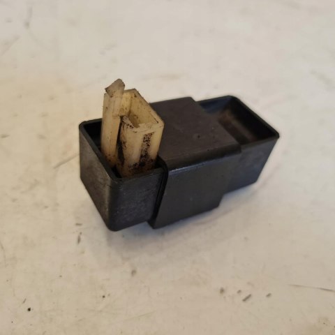 HONDA VF 700 MAGNA RC21E PRZEKAŹNIK CF 304