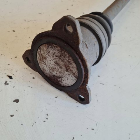 FIAT SEDICI SUZUKI SX4 4X4 1.9 MULTIJET PÓŁOŚ LEWY TYŁ TYLNA