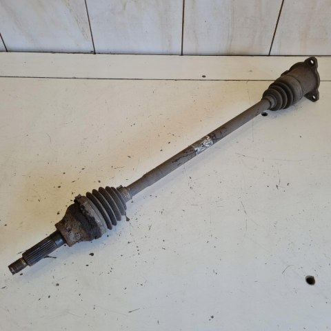 FIAT SEDICI SUZUKI SX4 4X4 1.9 MULTIJET PÓŁOŚ PRAWY TYŁ TYLNA