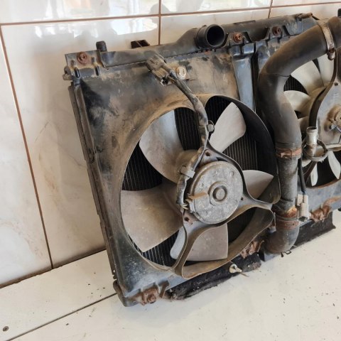 FIAT SEDICI SUZUKI SX4 4X4 1.9 MUTIJET CHŁODNICA WODY CIECZY WENTYLATORY