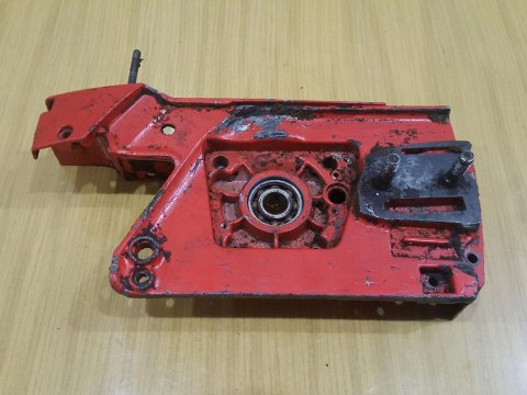 JONSERED 625 KARTER OBUDOWA SILNIKA POŁÓWKA KORPUS ORYG