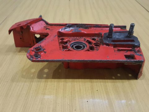 JONSERED 625 KARTER OBUDOWA SILNIKA POŁÓWKA KORPUS ORYG