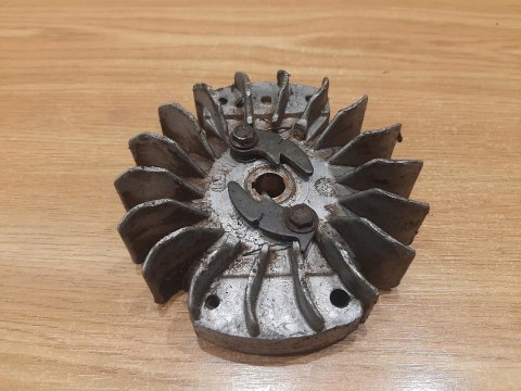 JONSERED 625 MAGNETO KOŁO MAGNESOWE ORYG