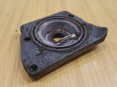 JONSERED 625 POMPA POMPKA OLEJU OLEJOWA ORYG