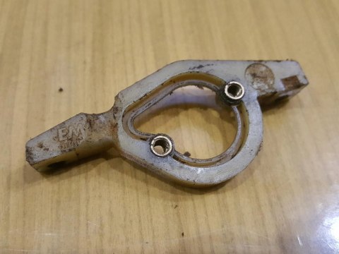 JONSERED 625 UCHWYT MOCOWANIE PODSTAWA ORYG