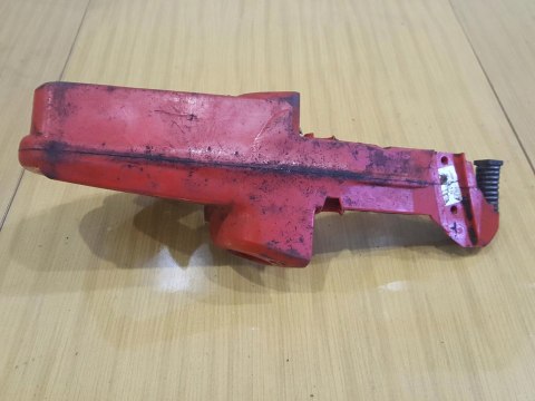 JONSERED CS 2145 RĄCZKA UCHWYT OBUDOWA ZBIORNIK ORYG