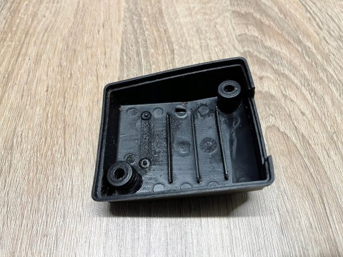 JONSERED GT25L OSŁONA OBUDOWA POKRYWA KORPUS ORYG