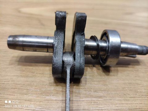 KAWASAKI KT12AD NOŻYCE WAŁ KORBOWY KORBOWÓD ORYG