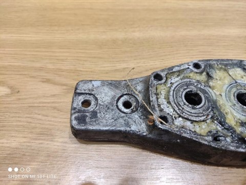 KAWASAKI KT12D OBUDOWA OSŁONA PRZEKŁADNI POKRYWA ORYG