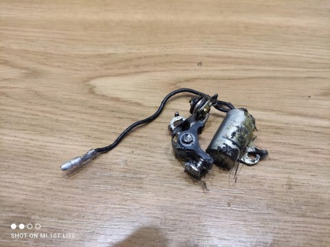 KAWASAKI KT12D PRZERYWACZ ZAPŁONU ISKROWNIK ORYG