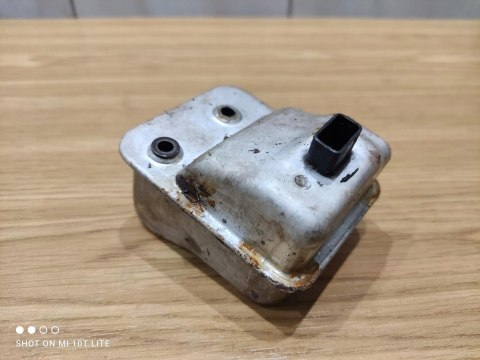 KAWASAKI TF22 NOŻYCE TŁUMIK WYDECH ORYG