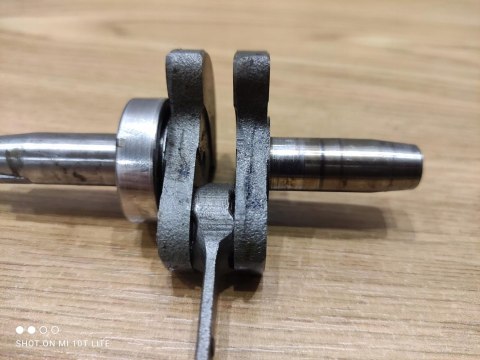 KAWASAKI TF22 NOŻYCE WAŁ KORBOWY KORBOWÓD ORYG