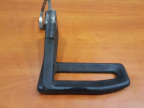 MCCULLOCH CALIFORNIA 90 RĄCZKA DŹWIGNIA HAMULCA ORYG